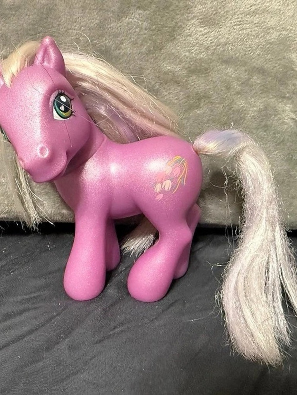 My Little Pony G3 Wysteria 2002 Hoof Stamp Purple Vintage MLP